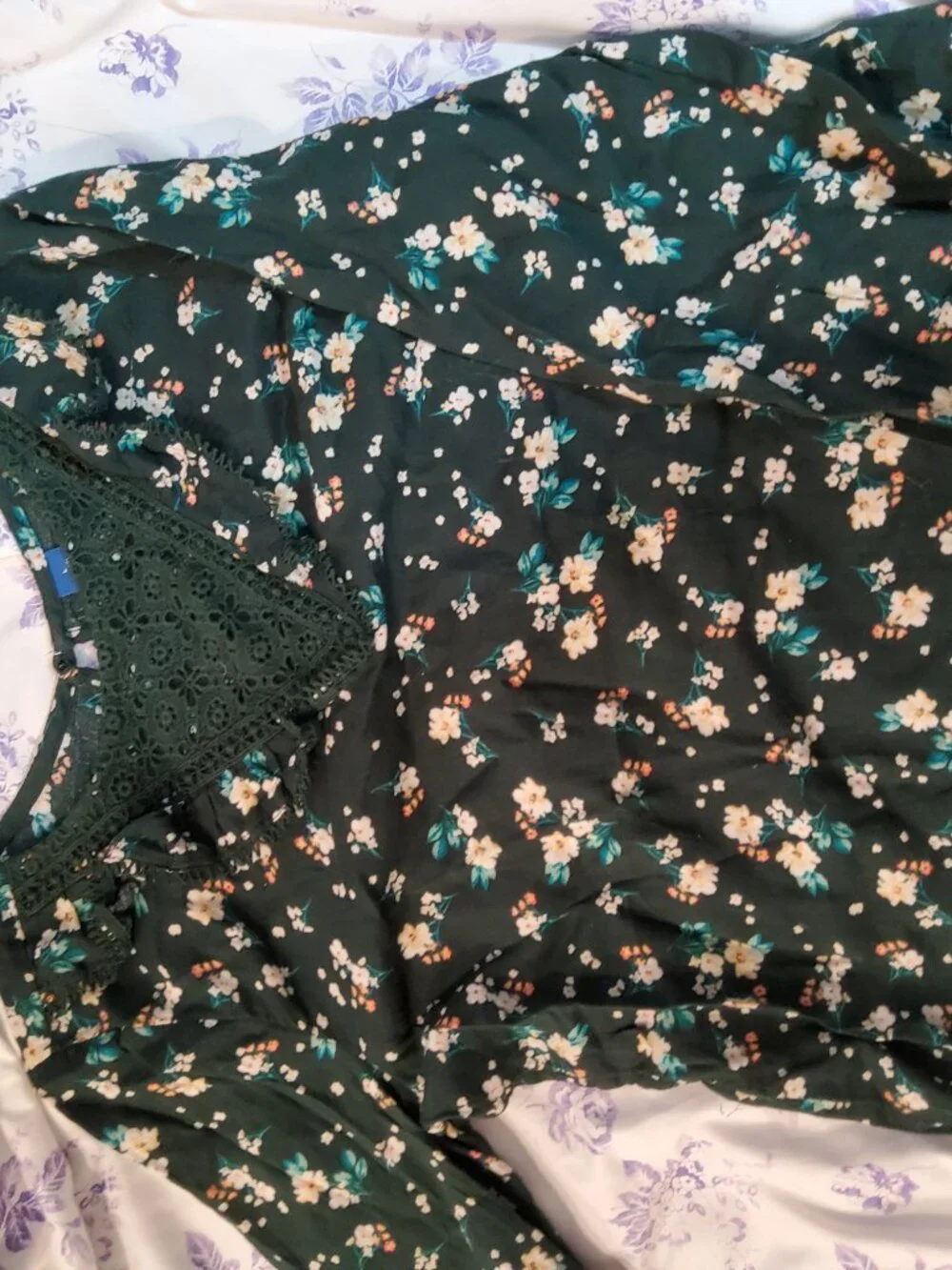 Old Navy Girls 10-12 Large Lace Floral Dark Green Elegant Blouse Top Long Sleeve